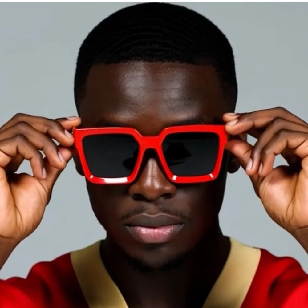 Classy Women Red Framed Sunglasses RED Frame UV400 Square Gafas Lentes‎ Mujeres